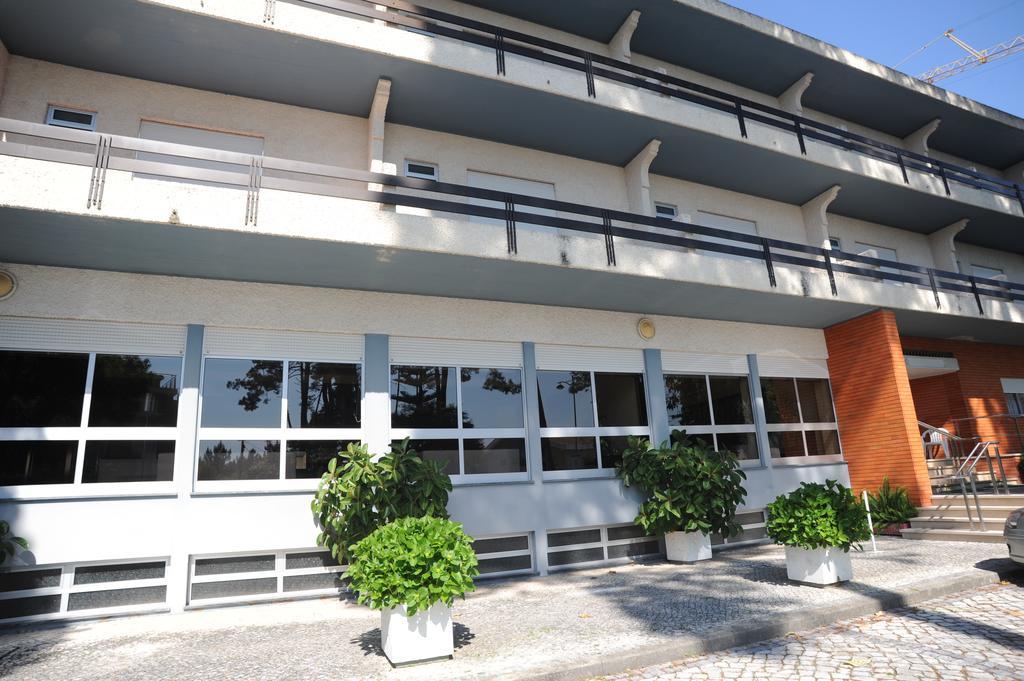 Hotel Colmeia Monte Real Exterior foto